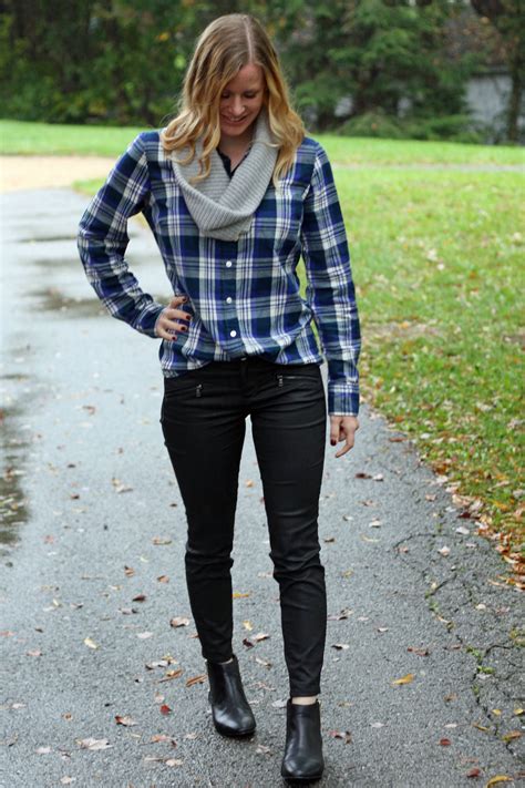 flannel shirts and boots ideas.